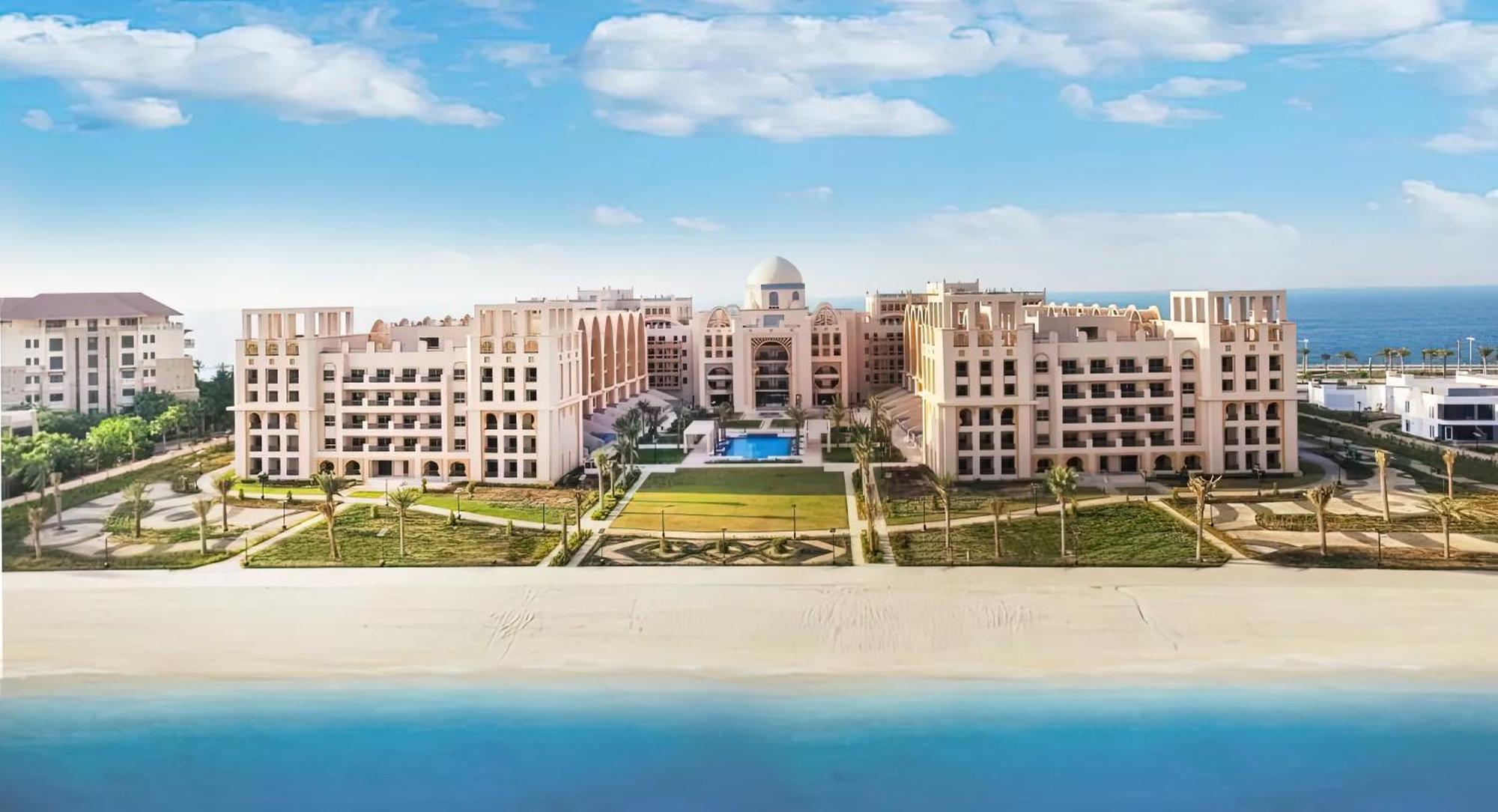 Fam Living - Sarai Apartments - Private Beachfront Escape In Palm Jumeirah Dubai Exterior photo